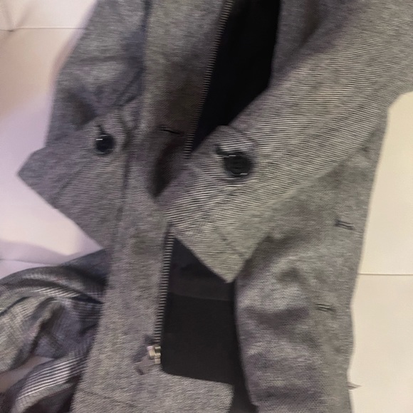 guess jacket 🧥 with pants 👖 - Picture 7 of 13